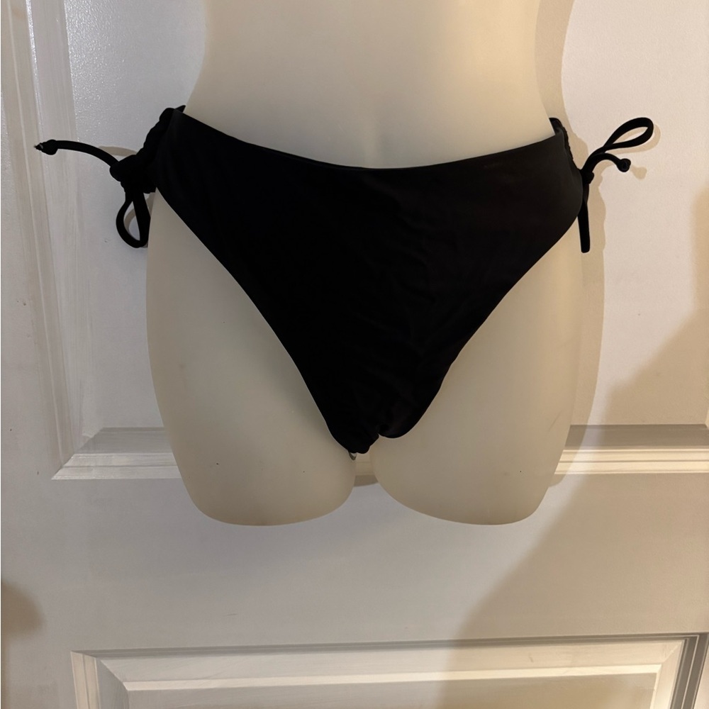 Verdusa Black Tie-Side Bikini Bottom Sz L